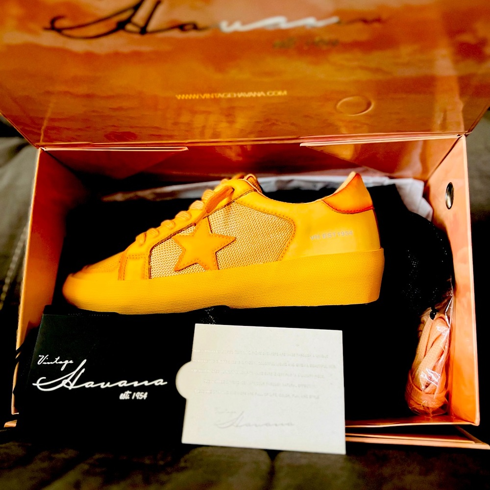 Vintage Havana Just Peachy Oxford Sneaker